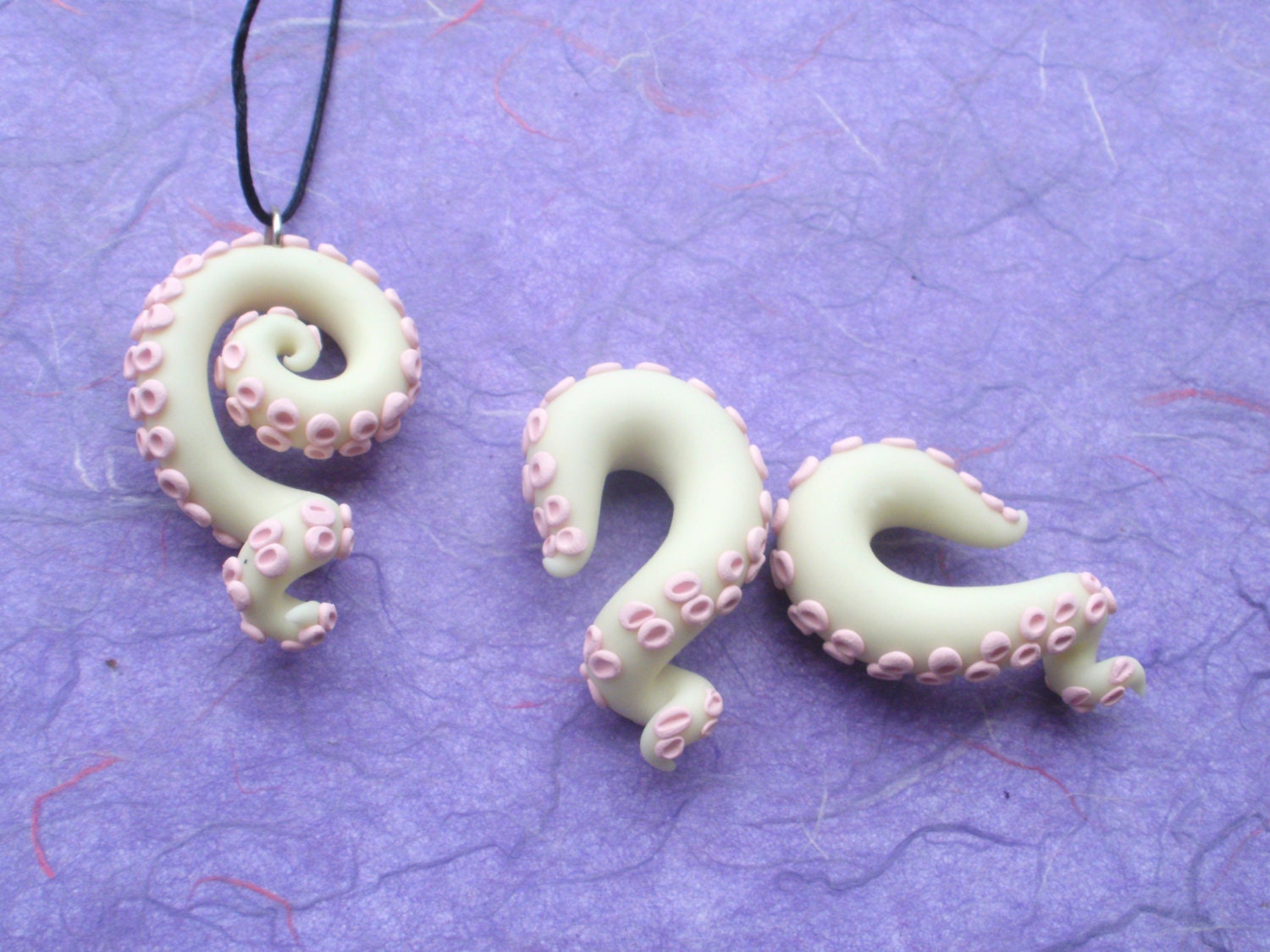 Strawberries 'n' Cream Tentacle Earring and Necklace Set, Gauge size, 2, 0, 00