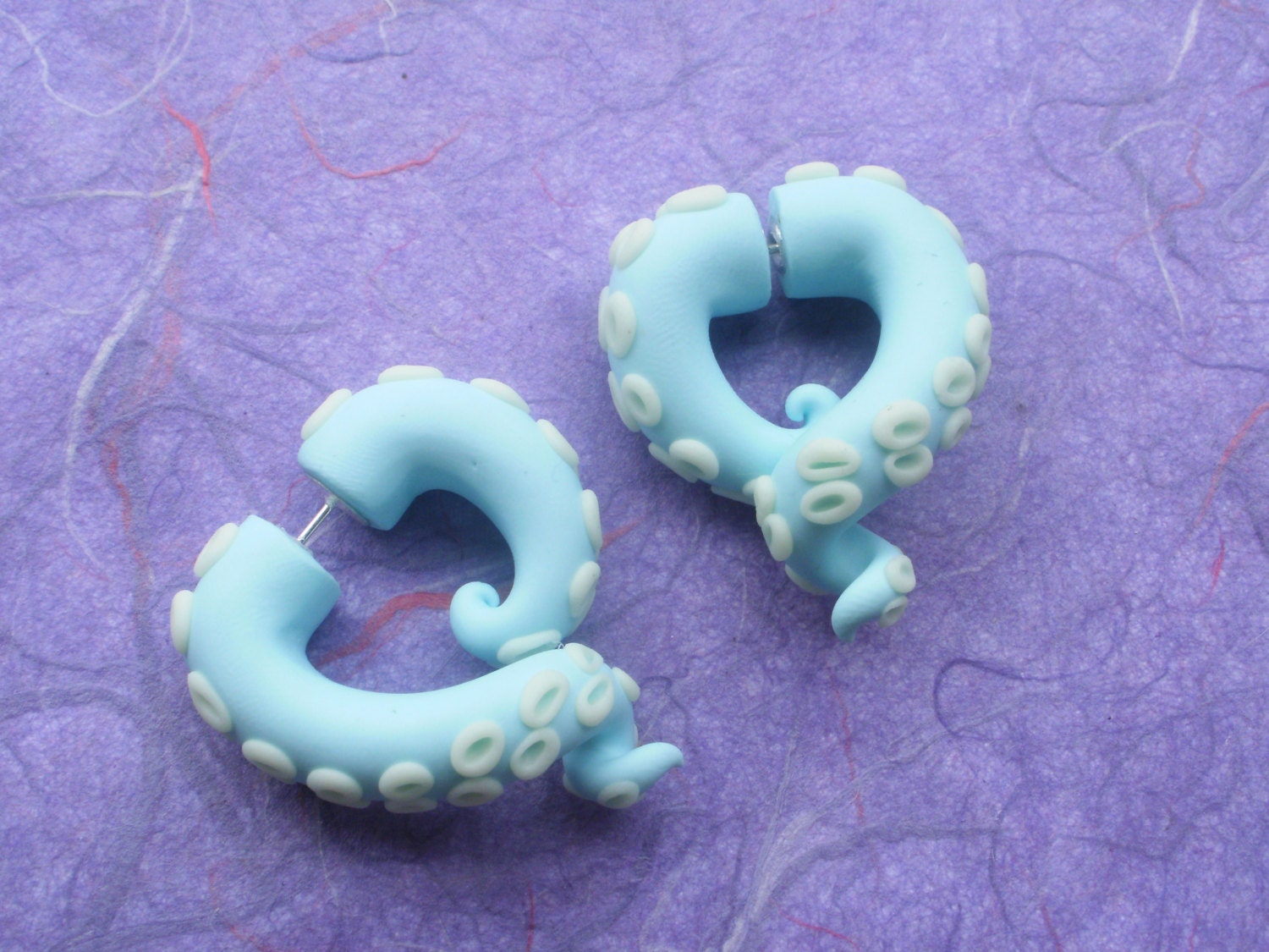Aqua Glow Tentacle Fake Gauged Earring