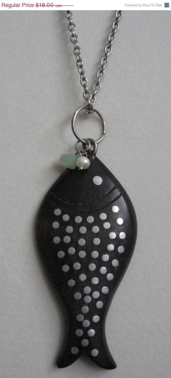 ON SALE Vintage Wooden Fish Pendant