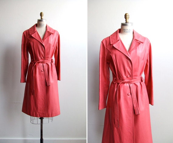 SALE////Vintage 1970s bubblegum pink leather trench coat