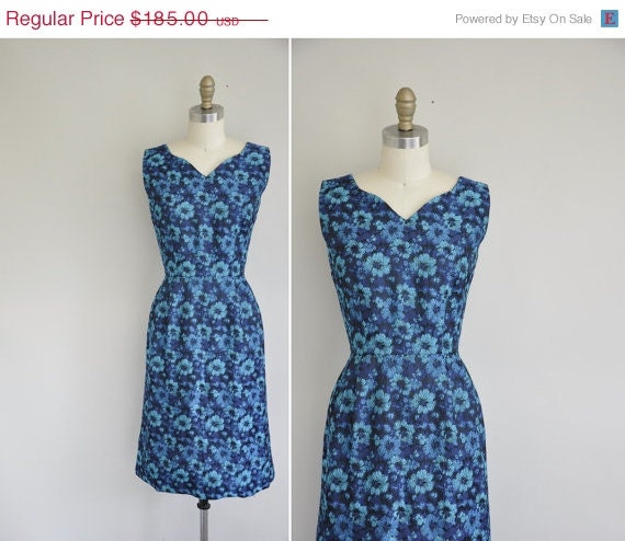 s a l e...20% OFF..//.. vintage 1950s dress / 50s blue shimmer floral dress / 1950s bombshell dress