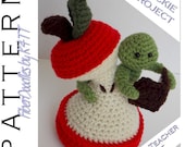 CROCHET PATTERN - Bao the Bookworm