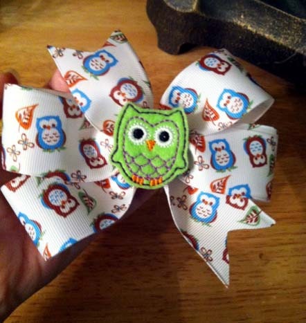 Green Owl Pinwheel Hairbow