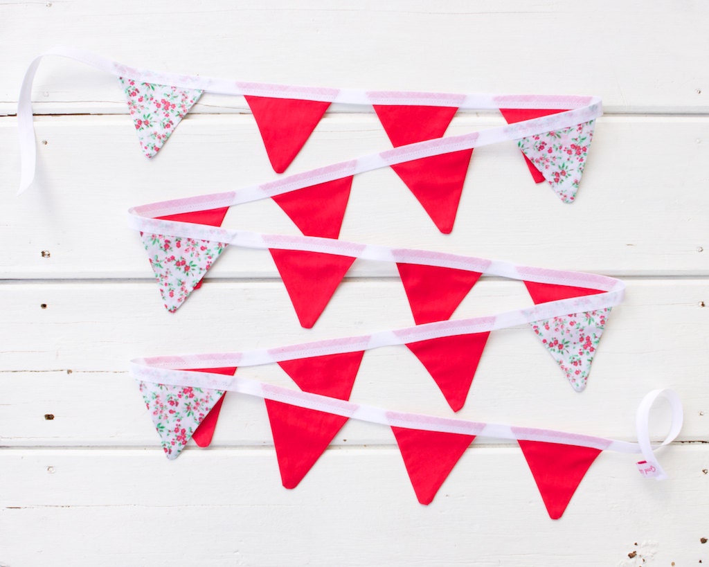LAST ONE Mini Good WIll Bunting Coral Floral