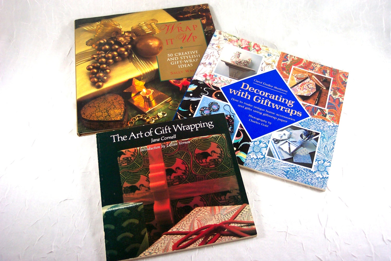 Books on Gift Wrapping, Gift Wrap Ideas, Gift Wrap Decor