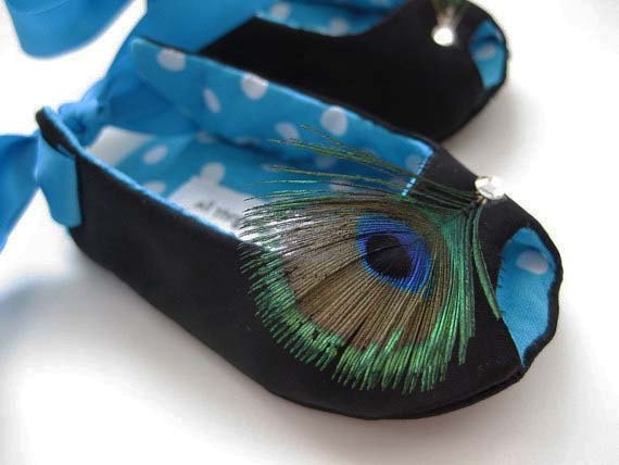 Peacock feathers baby girl shoes black- Peacock Pretty