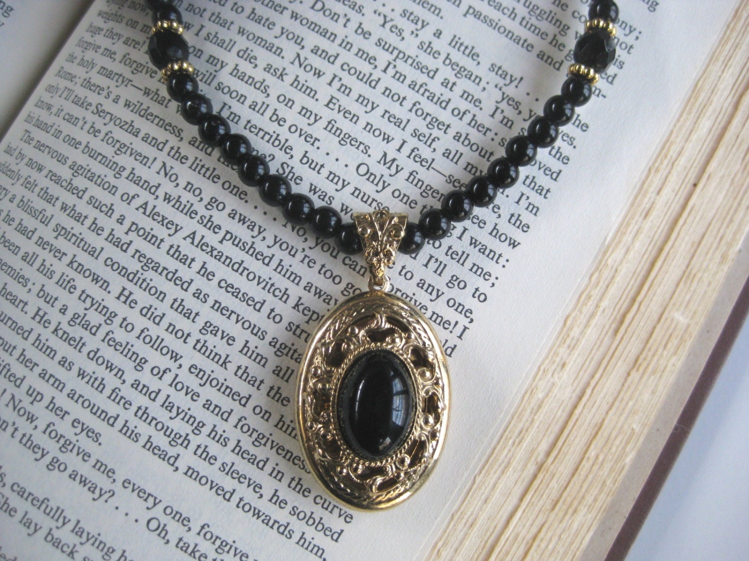 Use Coupon Code " VINTAGE " for 10% off  SALE and Free Shipping Lovely  Vintage  Locket Necklace Gold Tone Filigree Black Beads