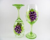 Wine Glasses Hand Painted Grapes Green Purple Set of 2