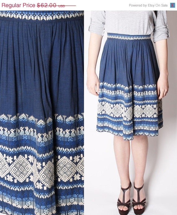60s Ikat Ombre Aztec Blue Cotton Mexican Ethnic Embroidered Skirt / Cotton 50s Skirt / Blue Ethnic Skirt / Vintage skirts / 2288