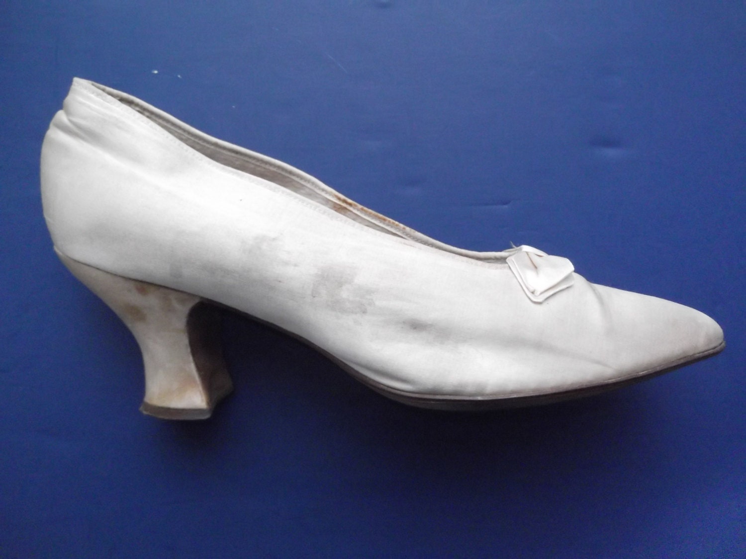 Vintage 1917 Shoes Edwardian Wedding Ecru Silk Satin Louis Pompadour Curved Heels