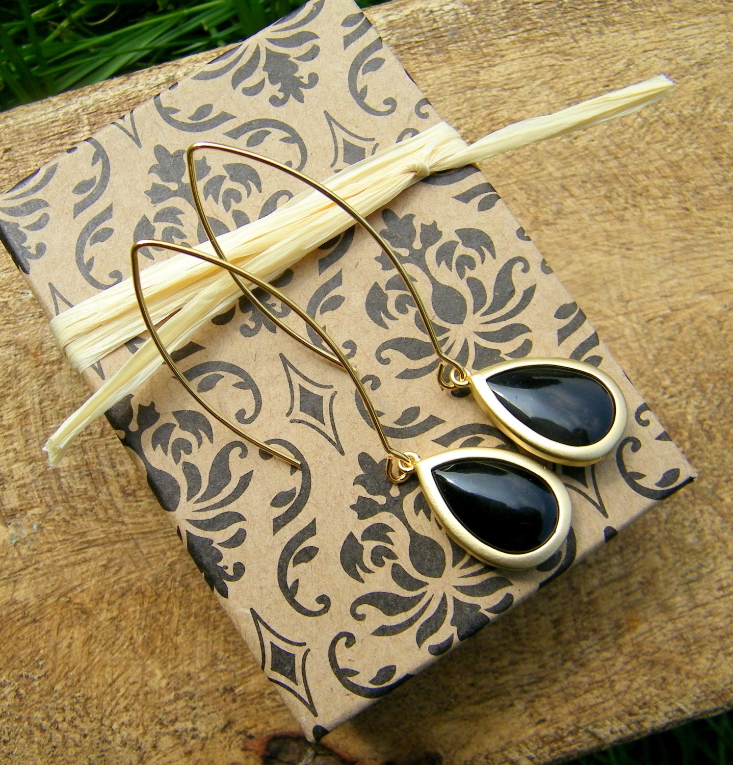 Black Onyx Drop Earrings.  Satin Matte Gold Dangle Earrings. Bridesmaids.