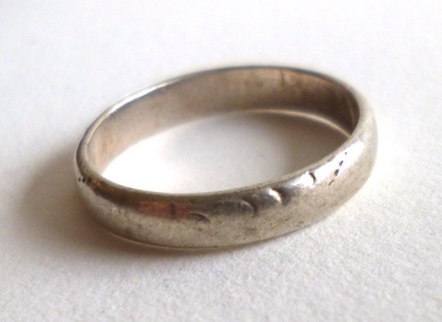 SALE Vintage Sterling Silver Ring Band