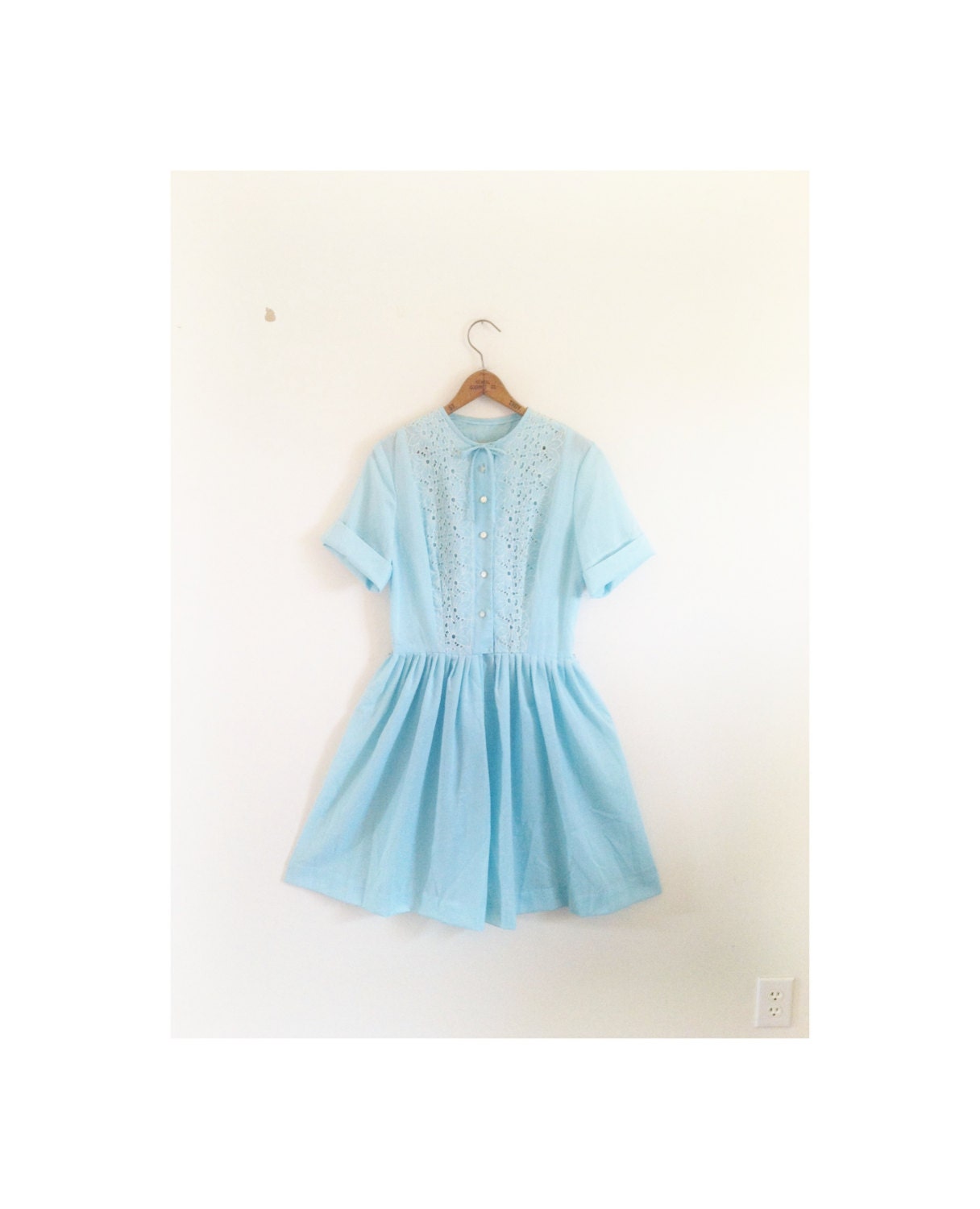 1950s-1960s EYELET sky blue cotton dress