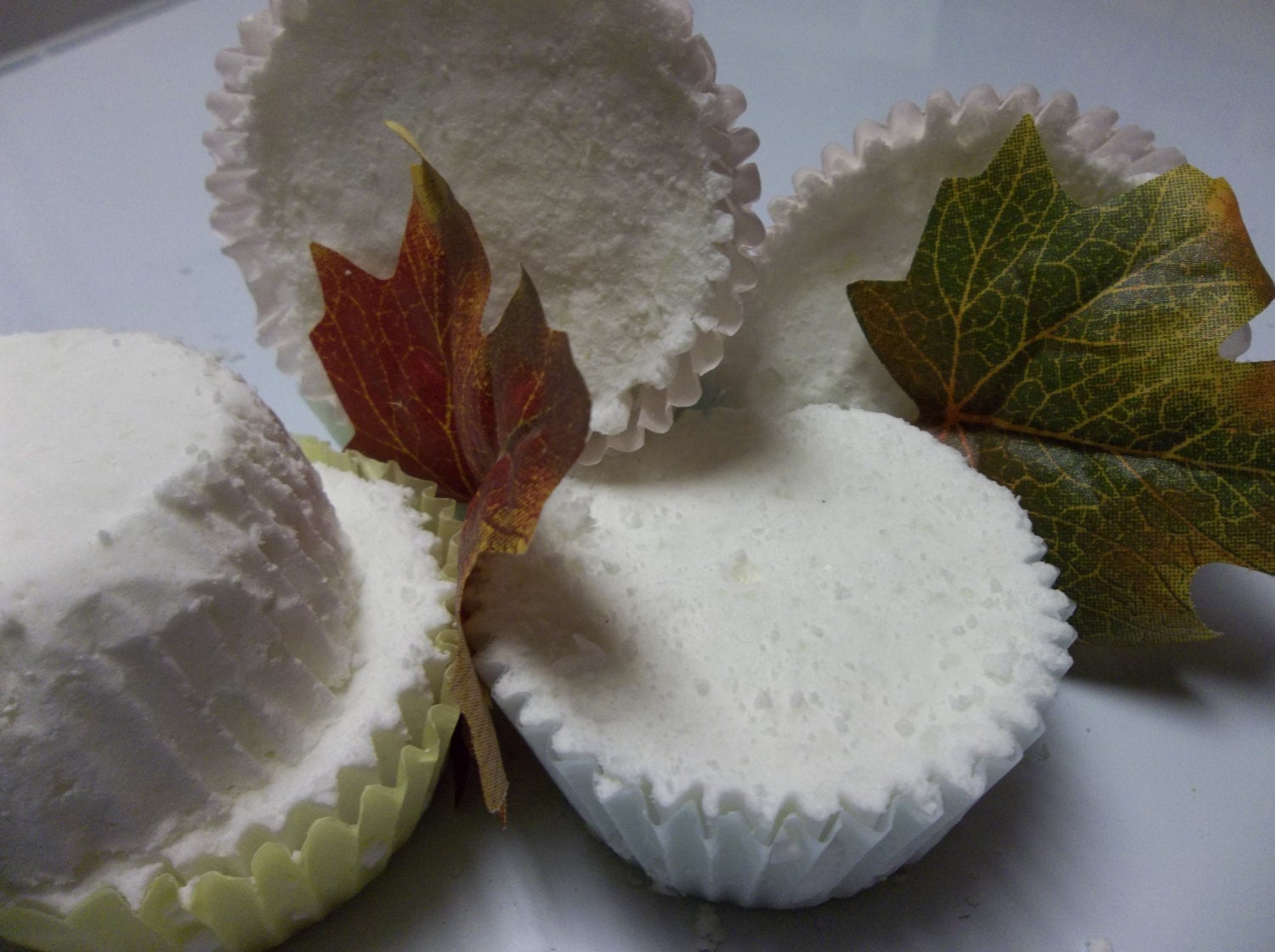 Detox Bath Bomb Fizz Salt Soak With Green Tea and Melon Scent No Dye Natural ( Six -6 Pack )