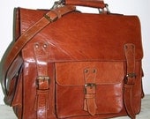 Leather Messenger Cross-body Bag Handbag Neder size L in tan fits a 13 inches laptop SALE