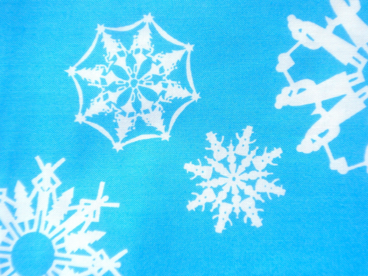 Alexander Henry Folksy Flakes blue fabric FQ or more