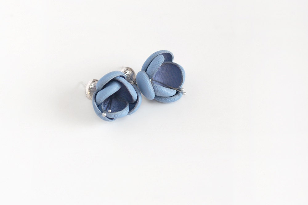 Modern style leather earrings in light blue