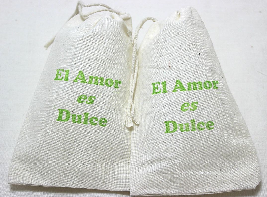 25 Wedding Favor Bags - El Amor es Dulce Organic Cotton Gift Bags 3x5 inch Great for Weddings - you choose ink color Il_170x135