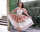 1950s sun dress  Flowers white cotton Full skirt romantic Spanish style Alex Colman peasant dress M