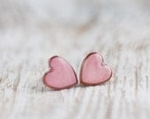 Post earrings - Pale pink Hearts - Dariami