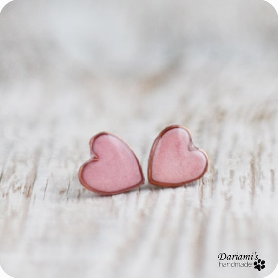 Post earrings - Pale pink Hearts