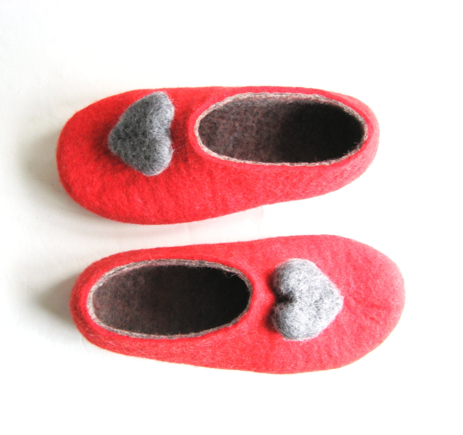 With hearts. Felted wool slippers Red Gray. Custom made WOMENS sizes