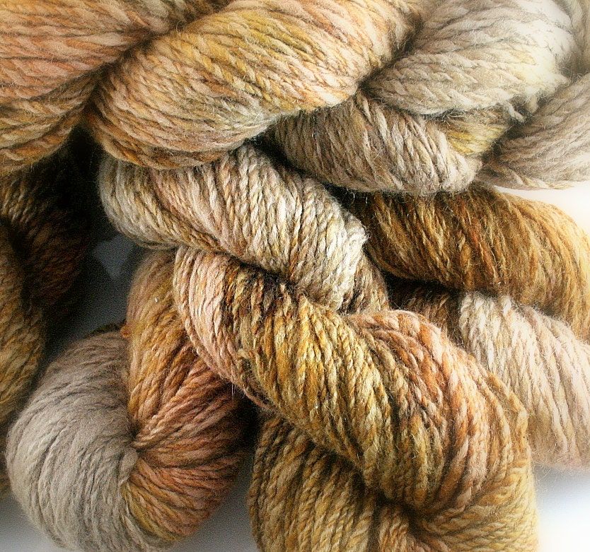 Yarn Cashmere Mink Emma hand-spun hand-dyed Amber Wheat
