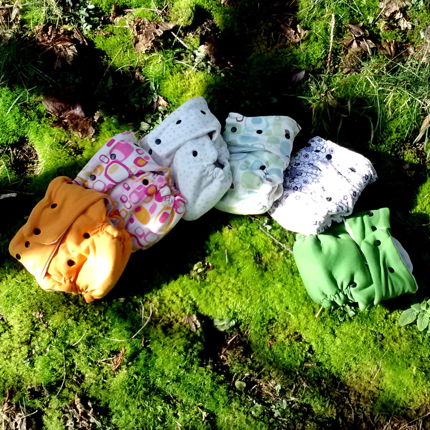 one size set of 6 organic cotton fitted diapers various colors and prints