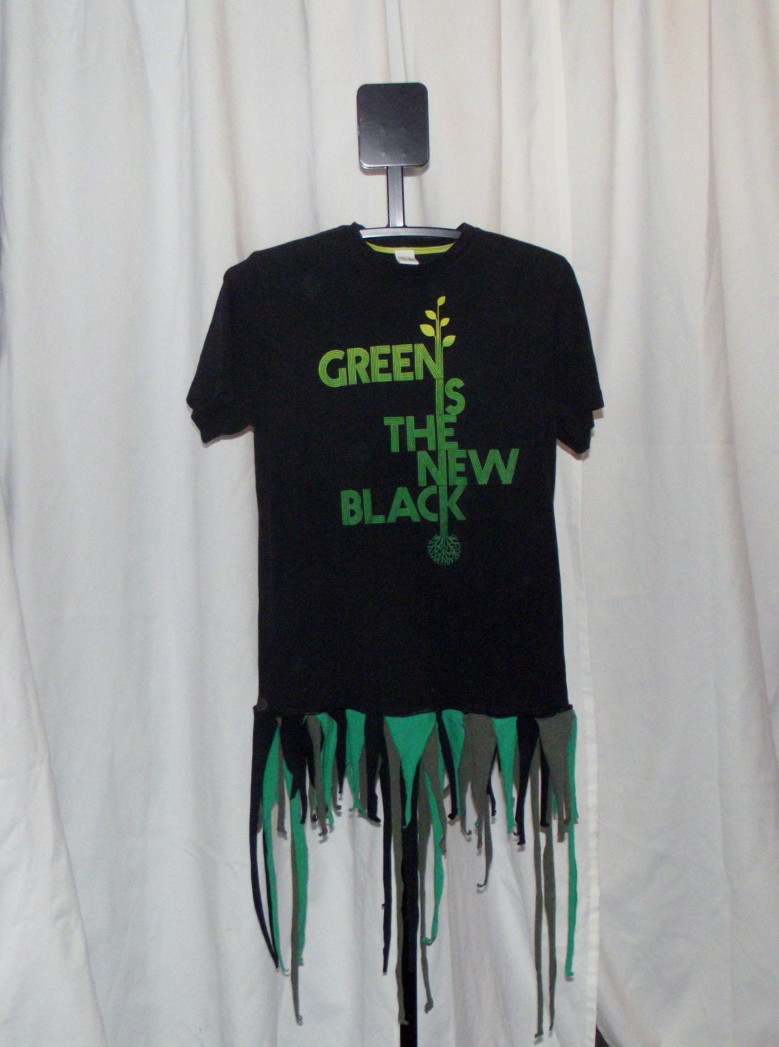 Short Shirt Recycled  Tshirt Women Extra Large Hippie Eco Friendly Boho Bohemian Upcycled Clothing Hipster Tattered Green Balck