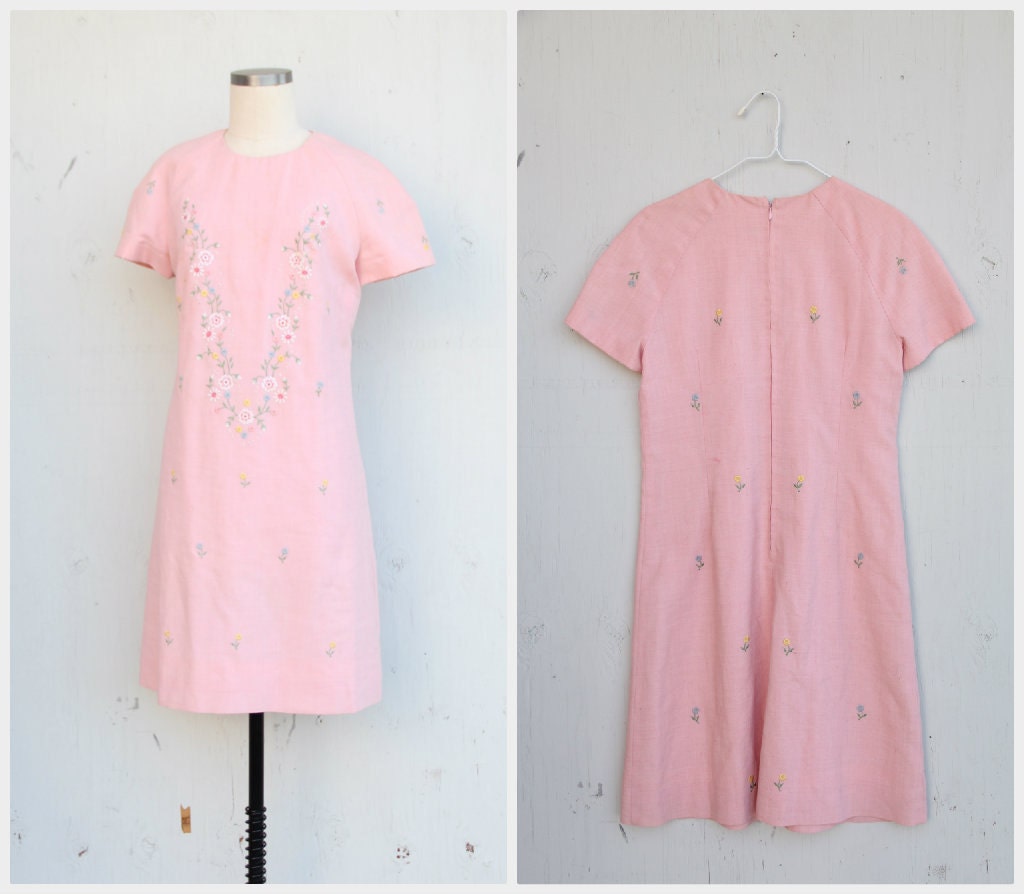 vintage 1960s Dress / / Pink Easter Floral Embroidered Dress / medium
