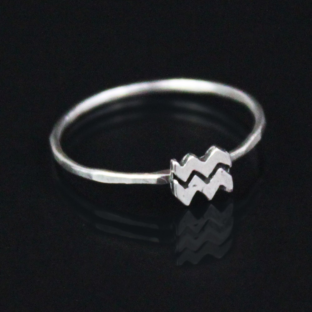 Aquarius Zodiac Ring - Stacking Ring