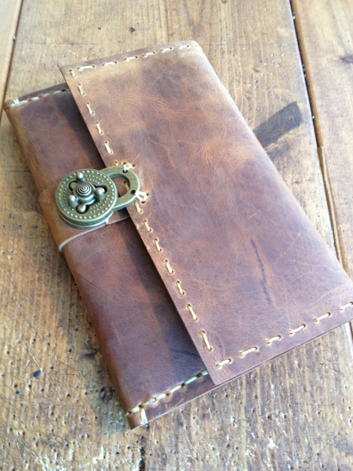 Trifold Mini iPad case - turn lock closure