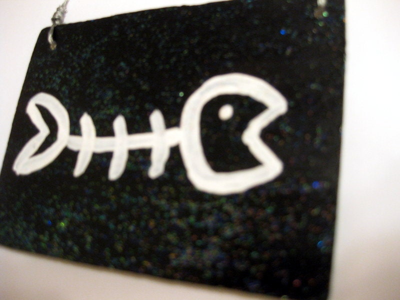 Here Fishy Fishy... Mr. Bones ... Fish bones wall sign, wall decor, cubicle decor