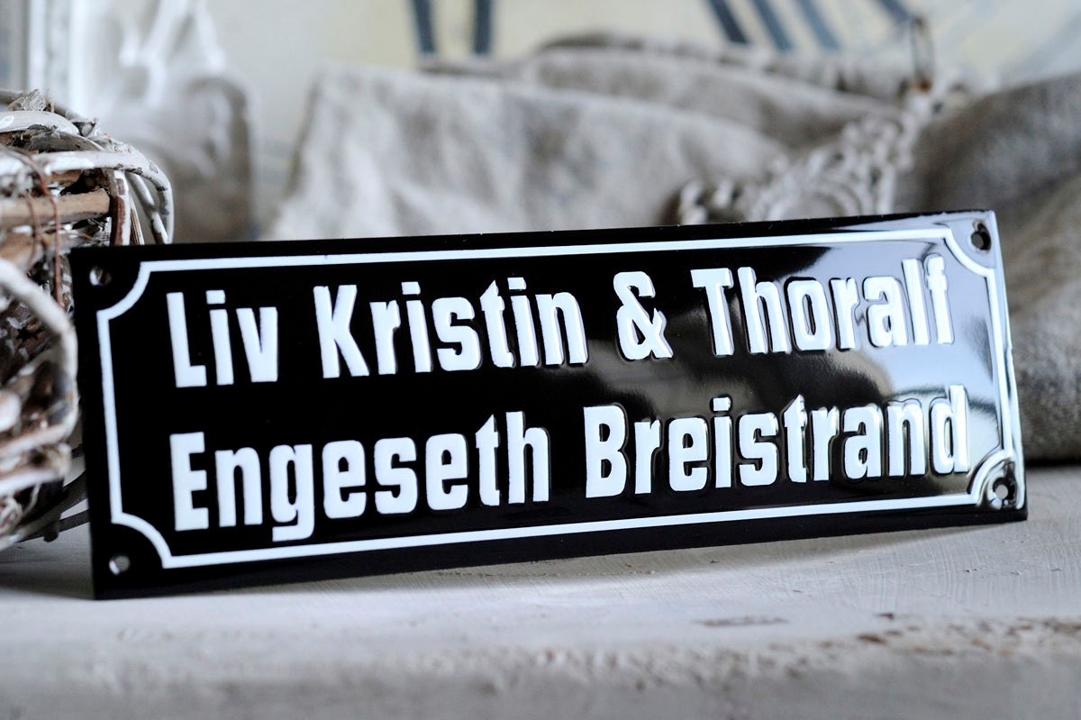 Enamel Name Plate 2.8" x 8.3"