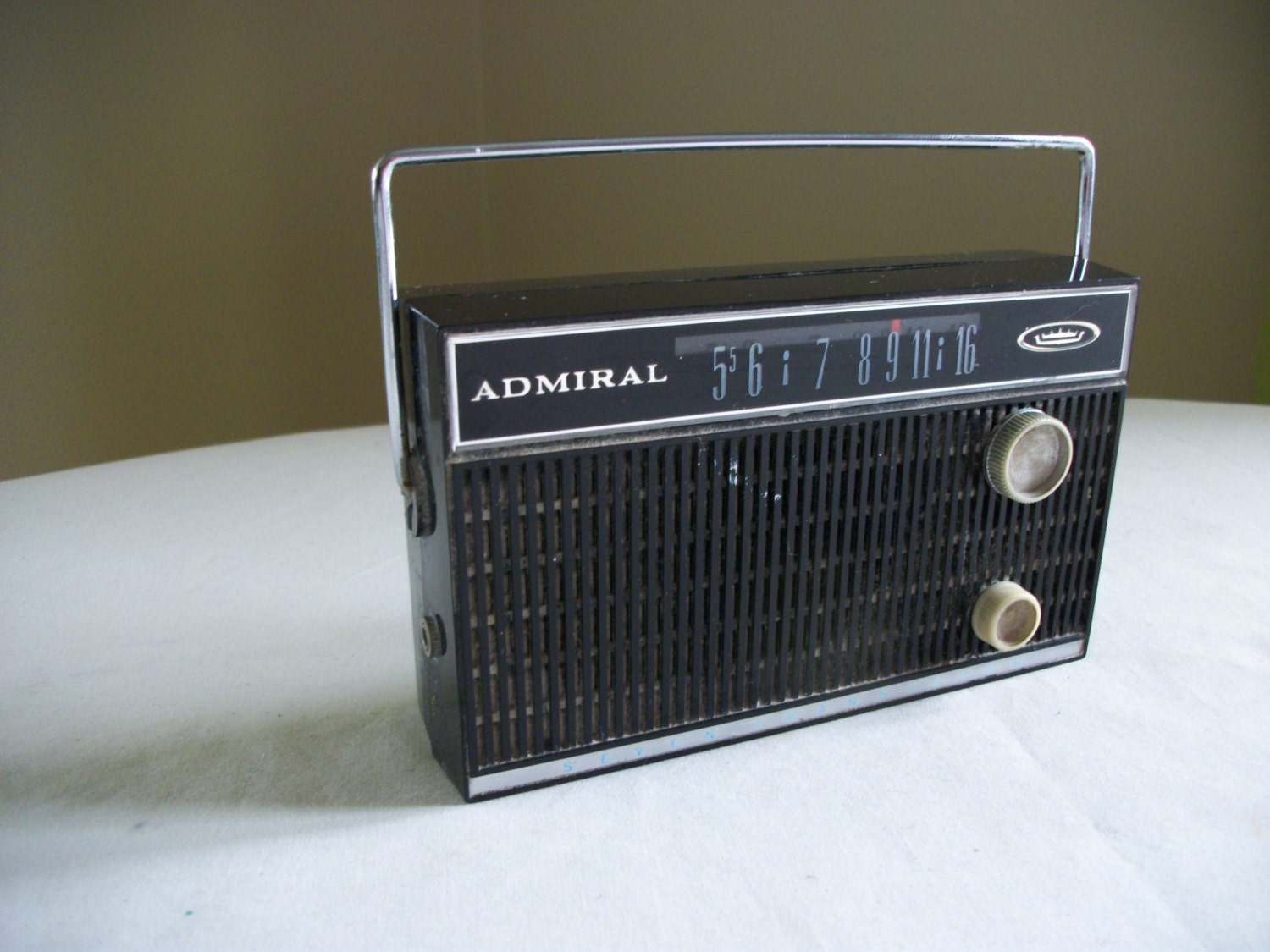 Vintage AM Transistor Radio