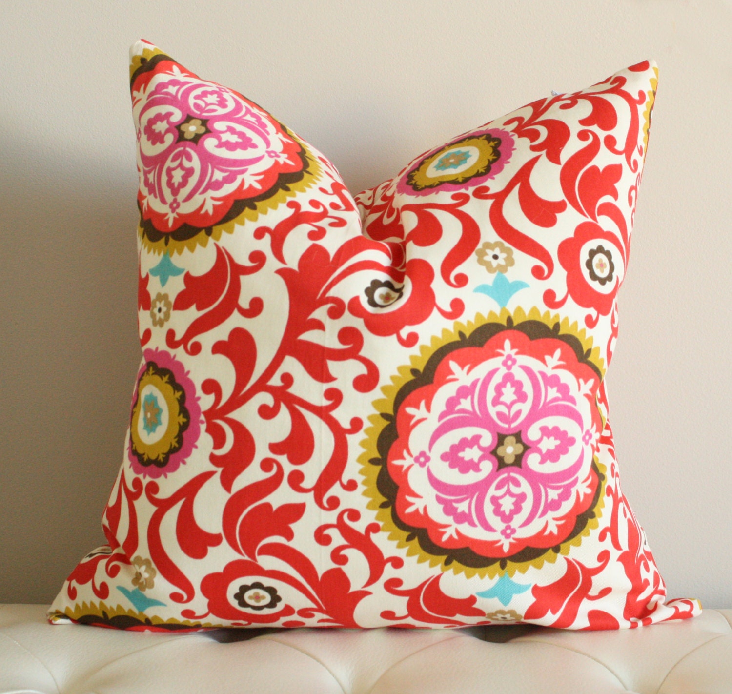 18x18 Cheerful Suzani