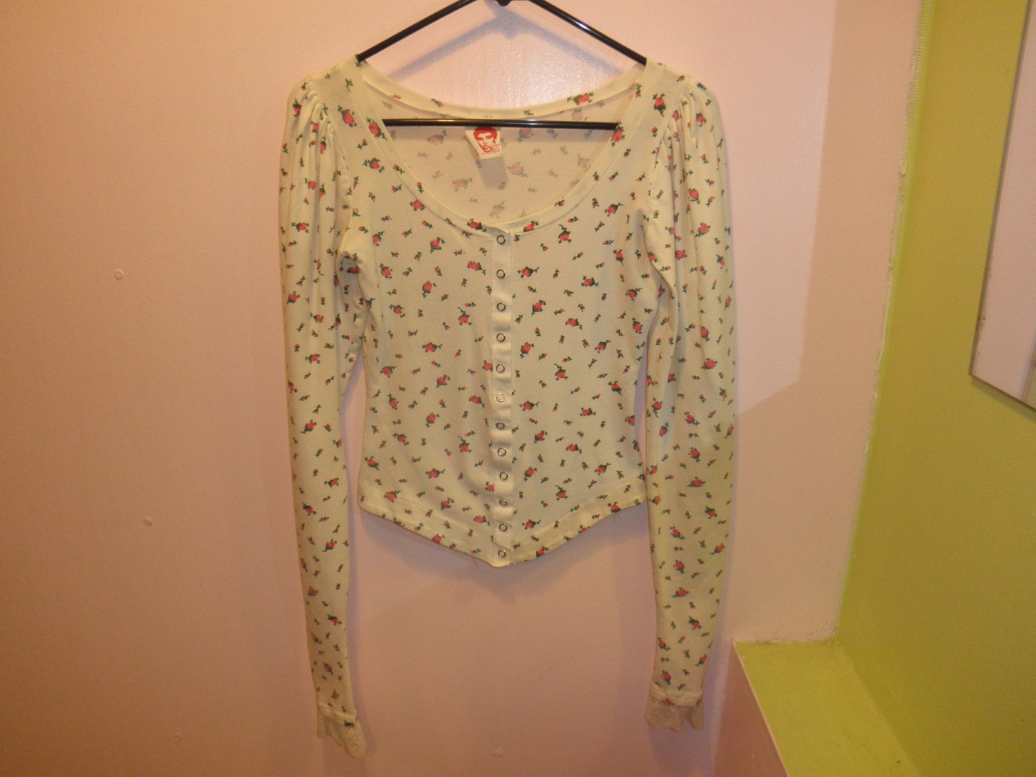 80s Betsey Johnson Punk Label White Floral Princess Sleeve Snap Front Shirt