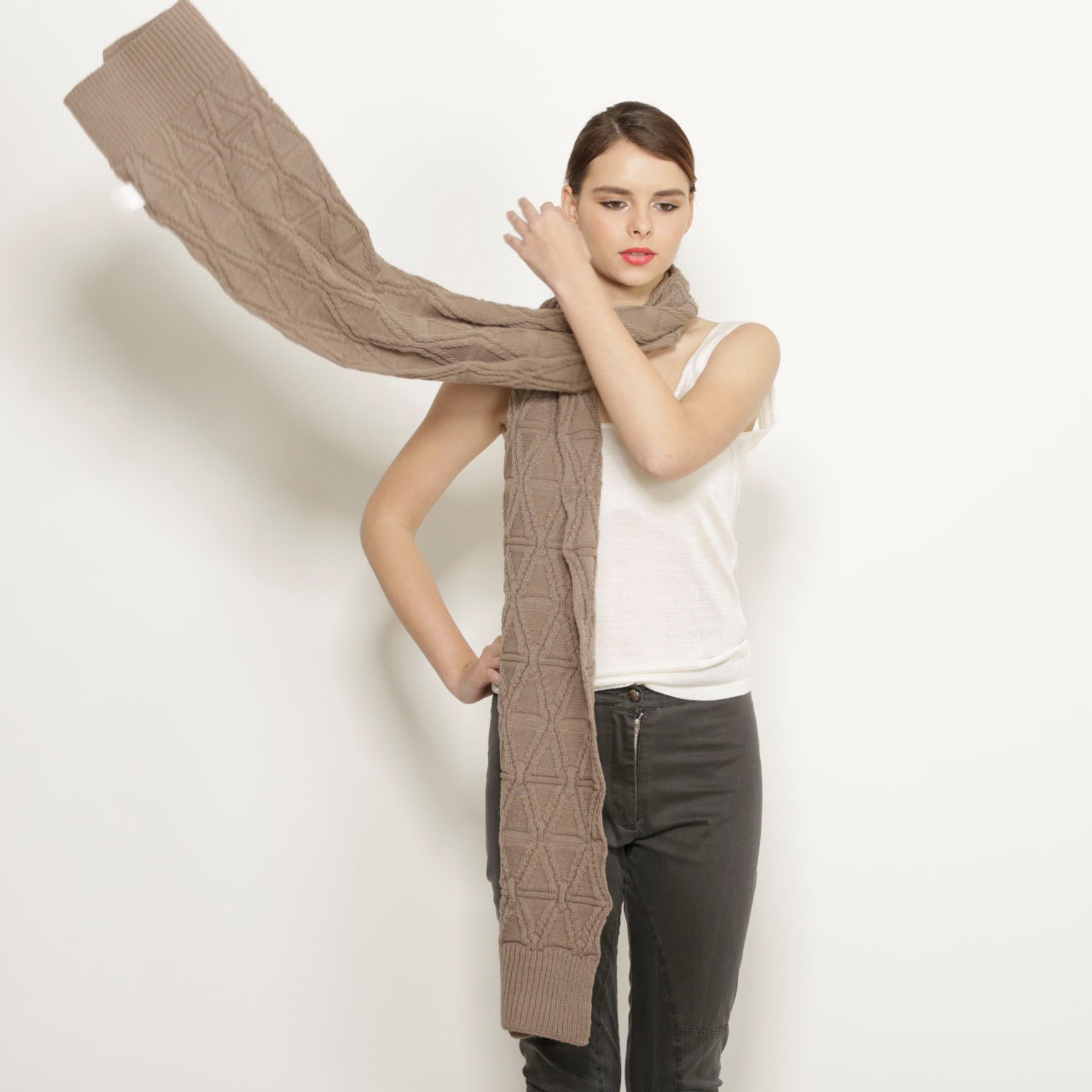 Women brown huge knit scarf - winter fashion - AndyVeEirn