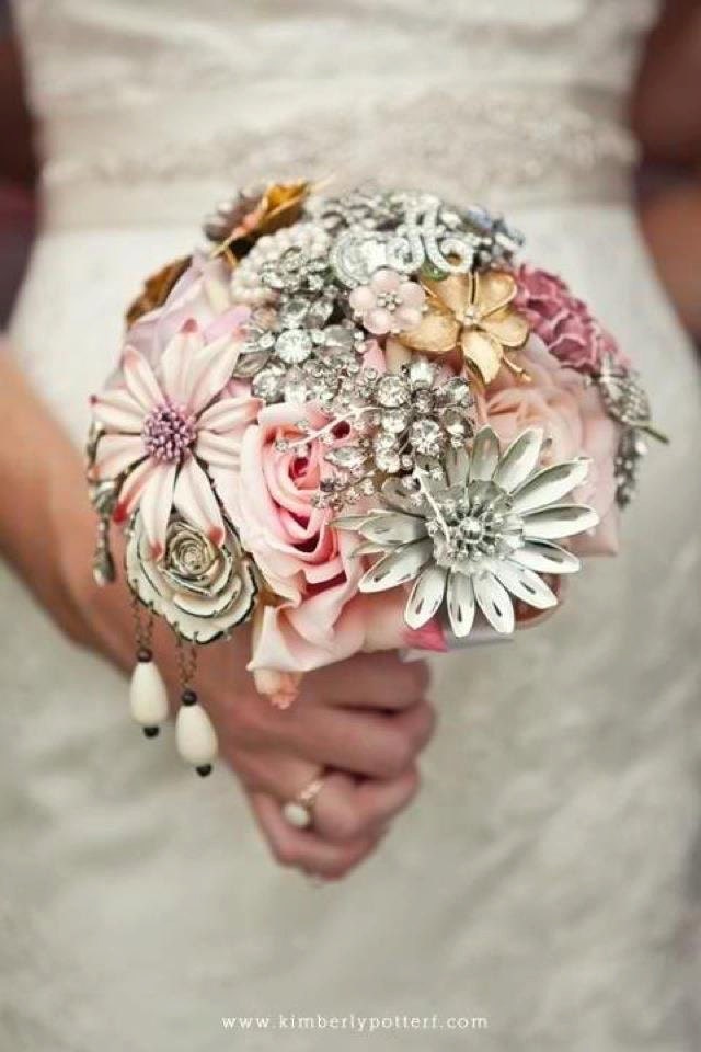 Brooch Bouquet