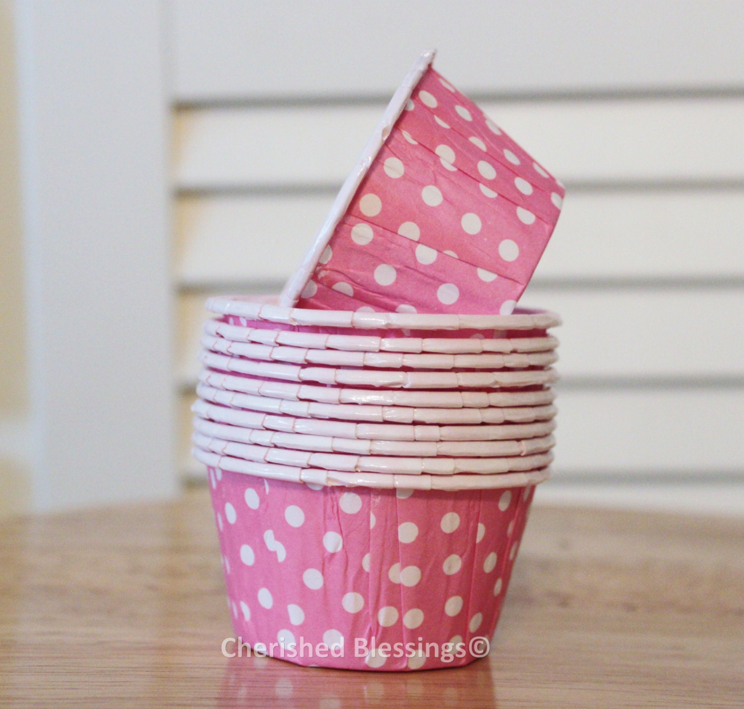 Cupcake Cups Liners Baking Cups Kids Birthday Party Baby Shower Wedding Bubblegum Pink Polka Dots Candy Nut Paper Goods Dips Set of 20