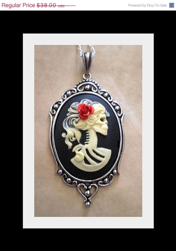 Halloween Jewelry - Skull Necklace - Lolita Skeleton Cameo Necklace - Ivory
