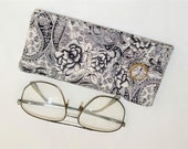 Eye Glasses Cover, Paisley Eye Glasses Case, Reading Glass Cover,  affordable eyeglasses Bag, Paisley  Padded glasses Pouch, button closure