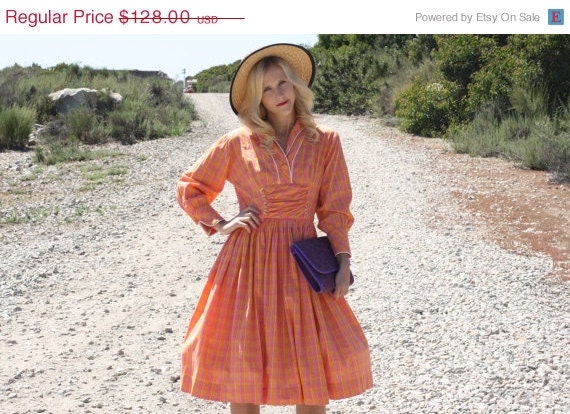 20% Off MEMORIAL DAY SALE Vtg 1950s 50s Orange and Purple Dress w/ Long Sleeves M