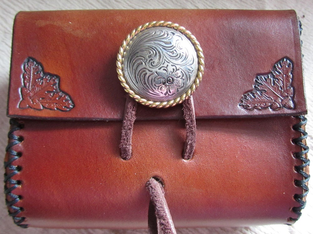 Leather Medieval Belt Bag, Acorn and Leaves Design, Belt Pouch Small, Leather Bag, LARP, SCA, Costume, Ren Faire