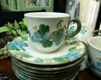 7 Poppy Tail by Metlox Porcelain USA Tea Cups Saucers - 9521