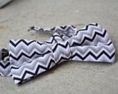 Boys Adjustable Bow Tie in Grey and Black Chevrons