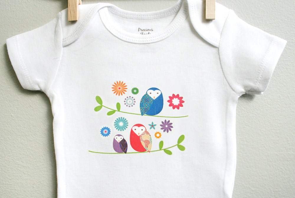 Baby girl clothes, owls baby onesies. Short and long sleeve. Your choice of size.