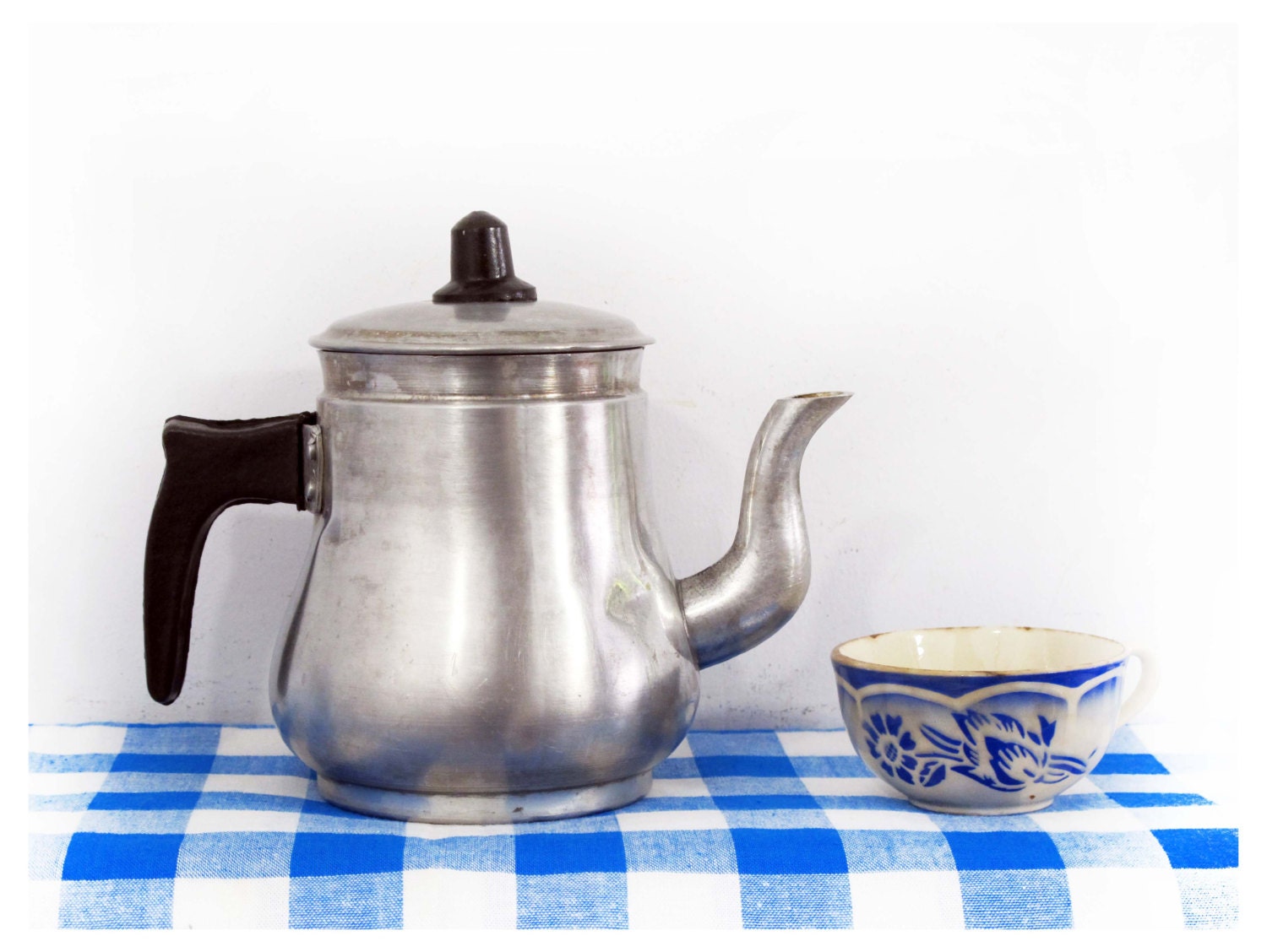 Circa 1930 , French antique small pretty coffee pot in aluminium, piece n 5