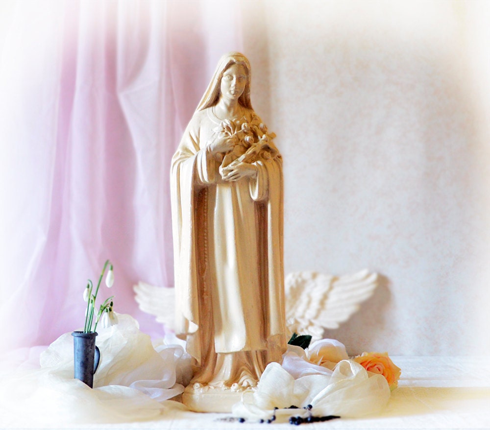 17 inch French Chalkware Statue Signed Pieraccini Figurine