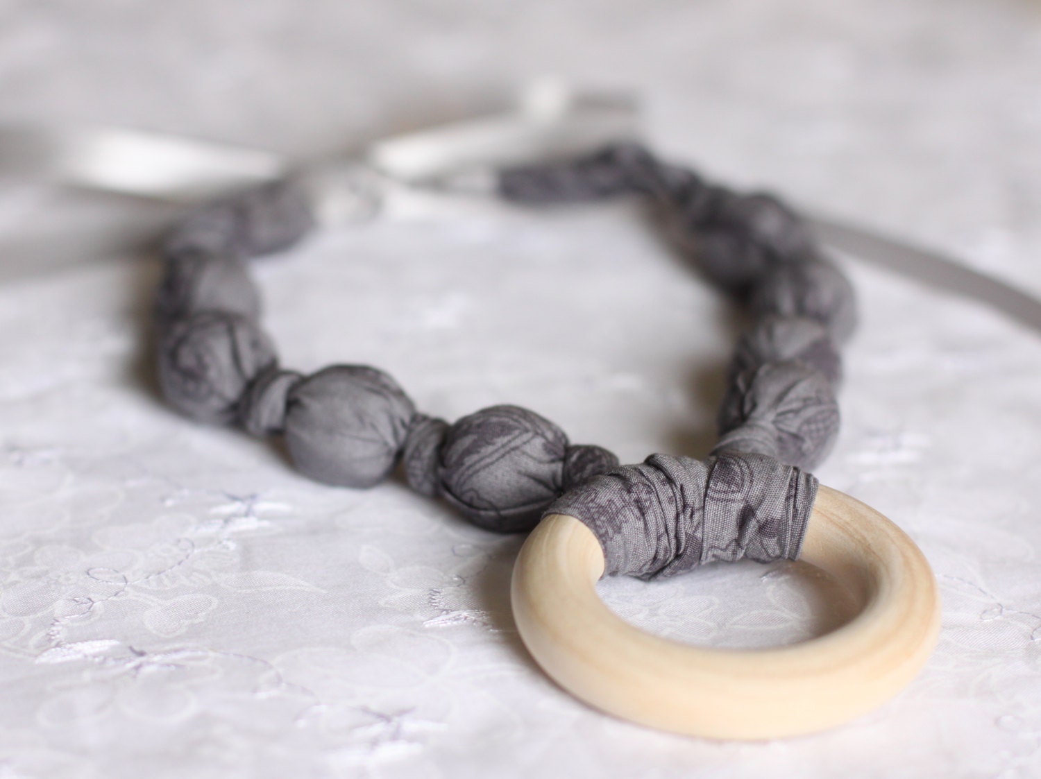 Charcoal Gray Teething Ring Necklace for Breastfeeding/Nursing Necklace, Teething Necklace, Babywearing,